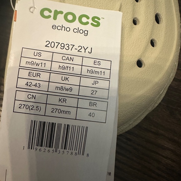 Crocs Echo Clog in Stone/Black Men\'s 9/Women\'s 11 main image 7
